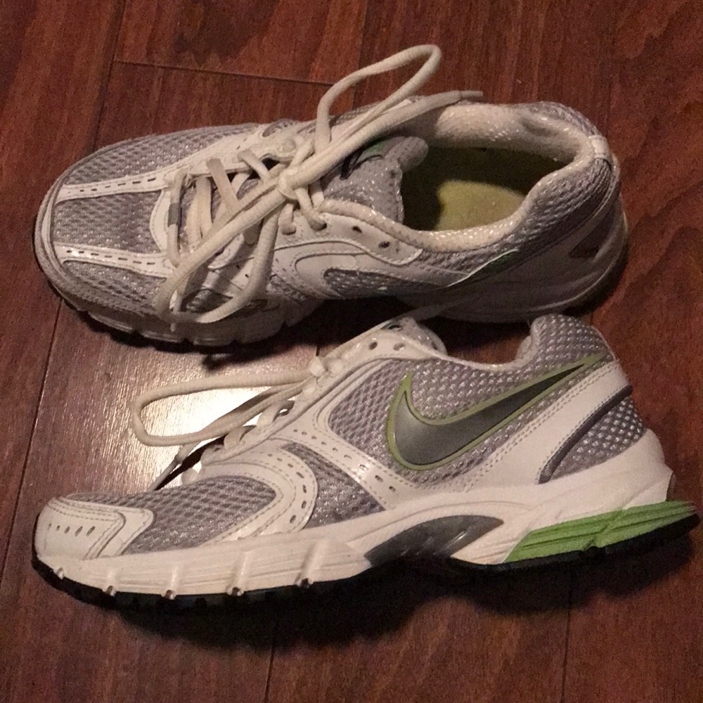 Nike Air Skyraider 2 Running Shoe size 7